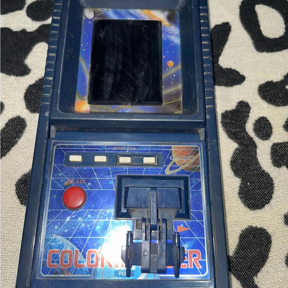 CASIO Color Invader CG-220 Game & Watch Lcd 1984 Electronic For Parts ( Read )